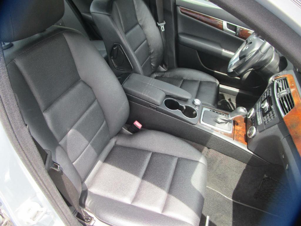 2014 Mercedes-Benz C-Class Image 23