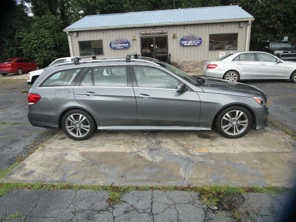 2016 Mercedes-Benz E-Class Image 1