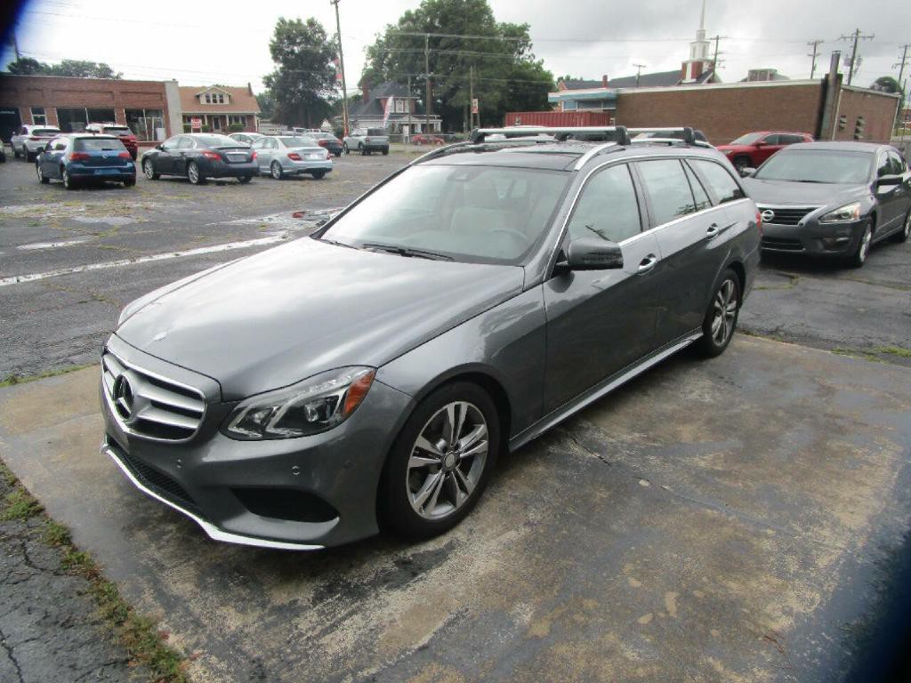 2016 Mercedes-Benz E-Class Image 4
