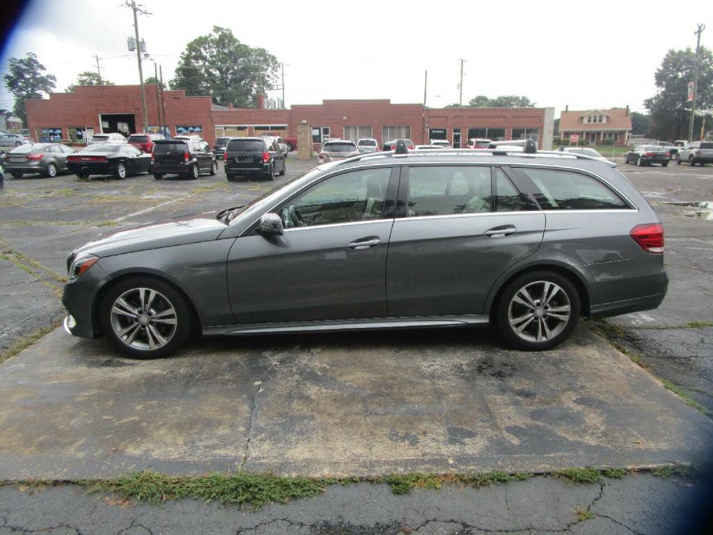 2016 Mercedes-Benz E-Class Image 5