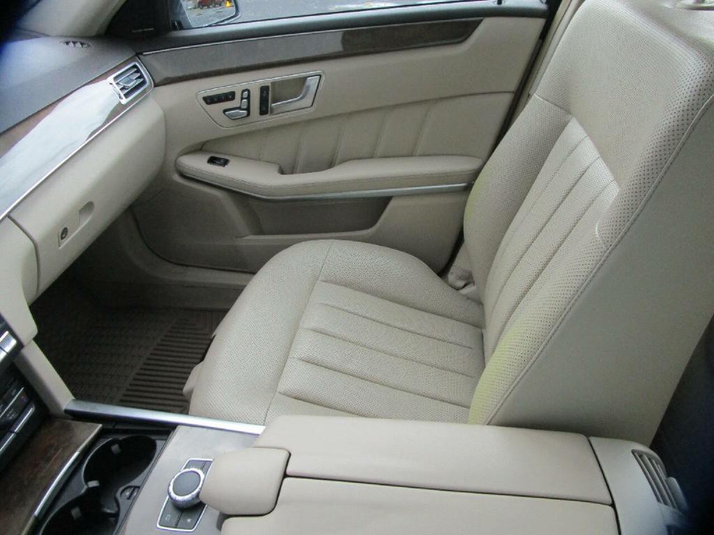 2016 Mercedes-Benz E-Class Image 17