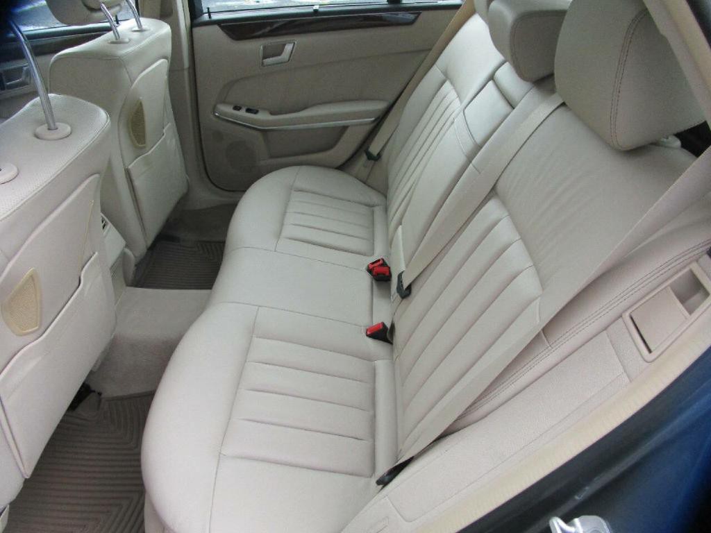 2016 Mercedes-Benz E-Class Image 18