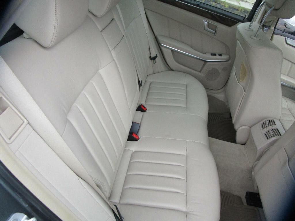 2016 Mercedes-Benz E-Class Image 20