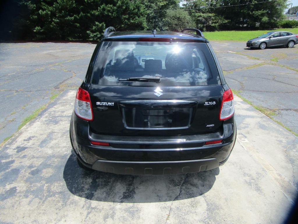 2012 Suzuki SX4 Image 7