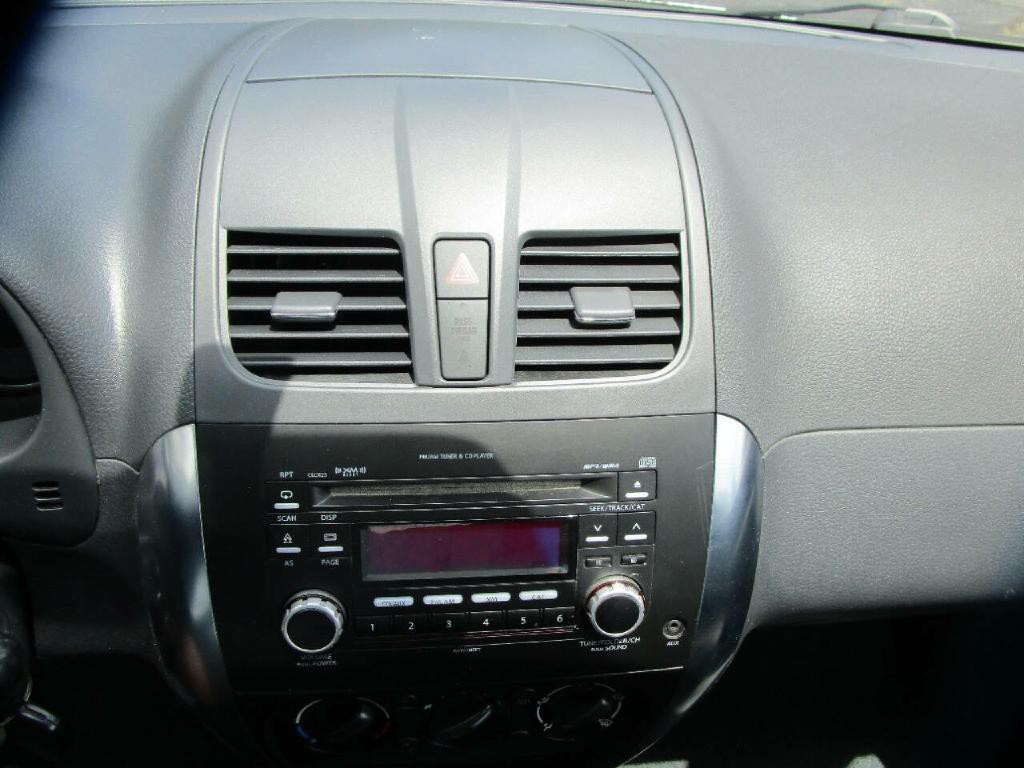 2012 Suzuki SX4 Image 12