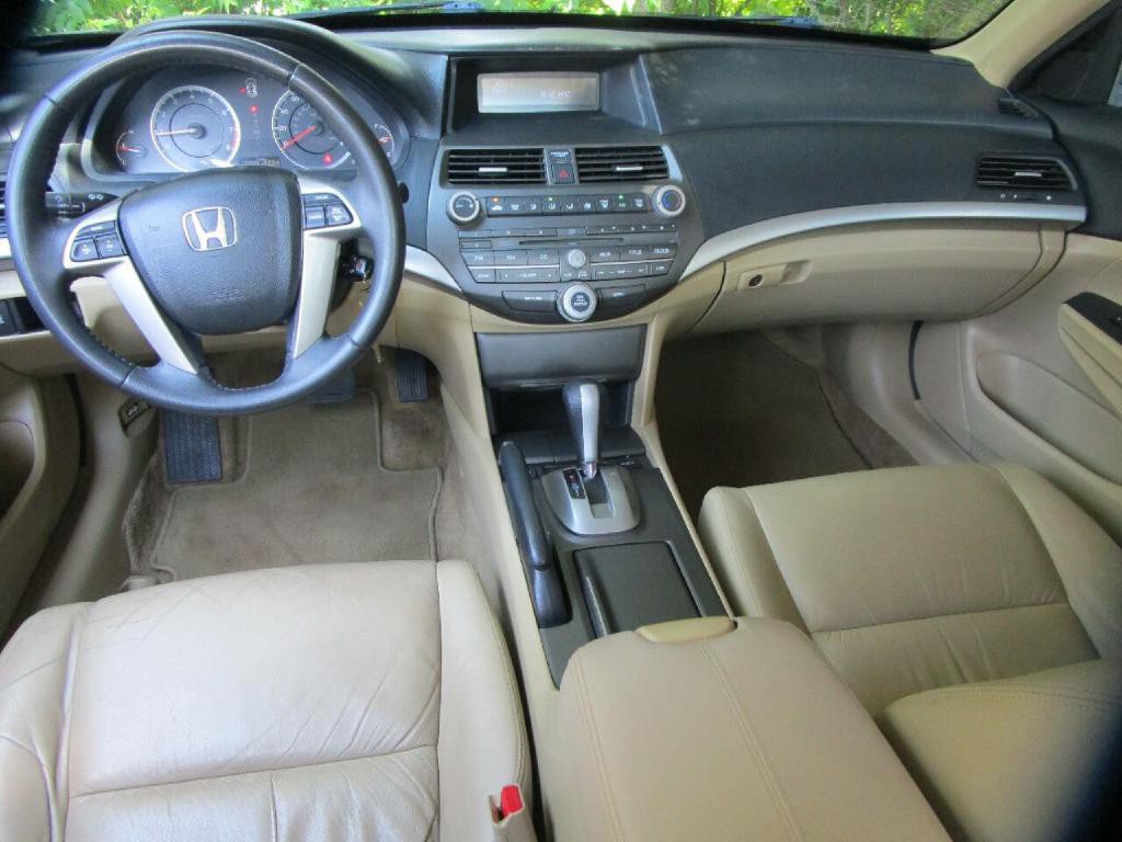 2012 Honda Accord Image 7