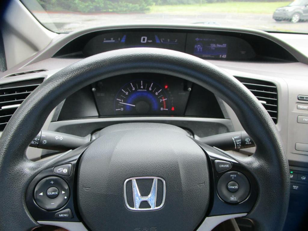 2012 Honda Civic Image 12