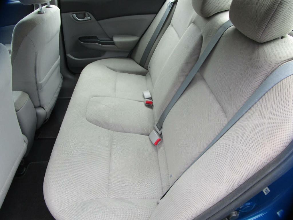 2012 Honda Civic Image 16