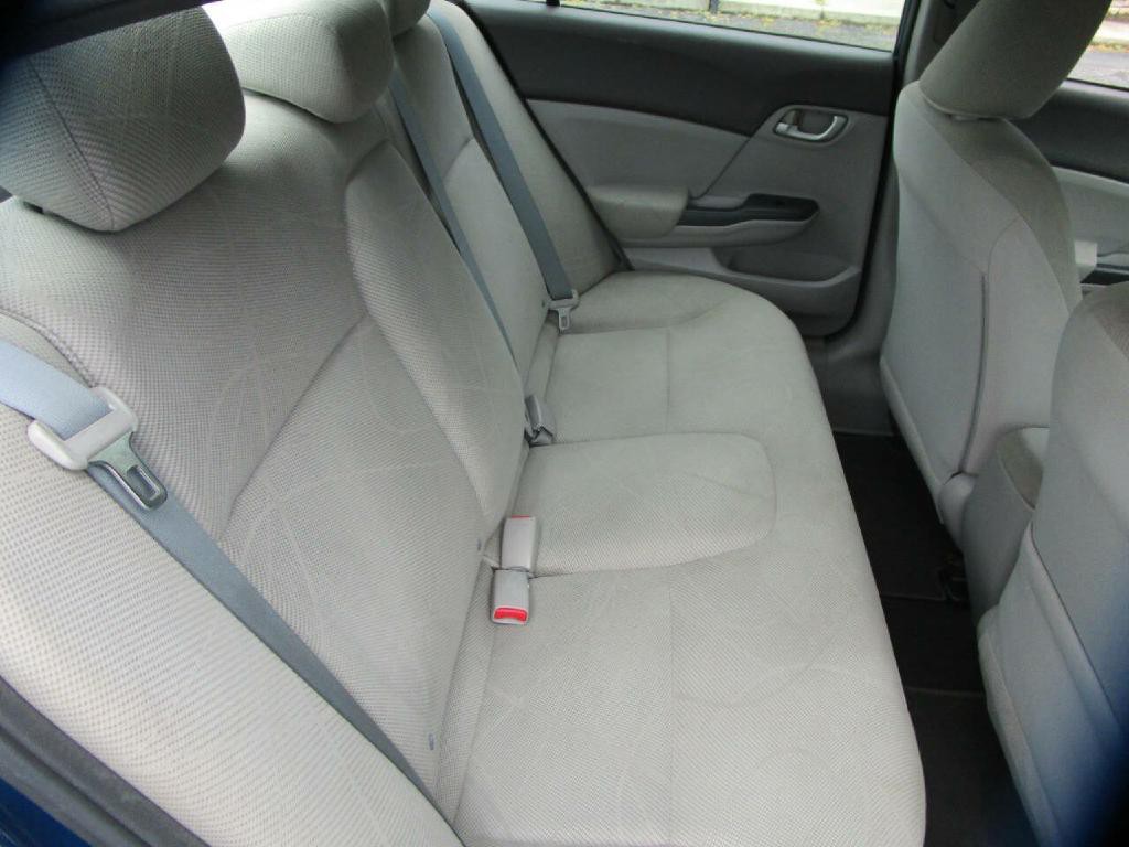 2012 Honda Civic Image 18