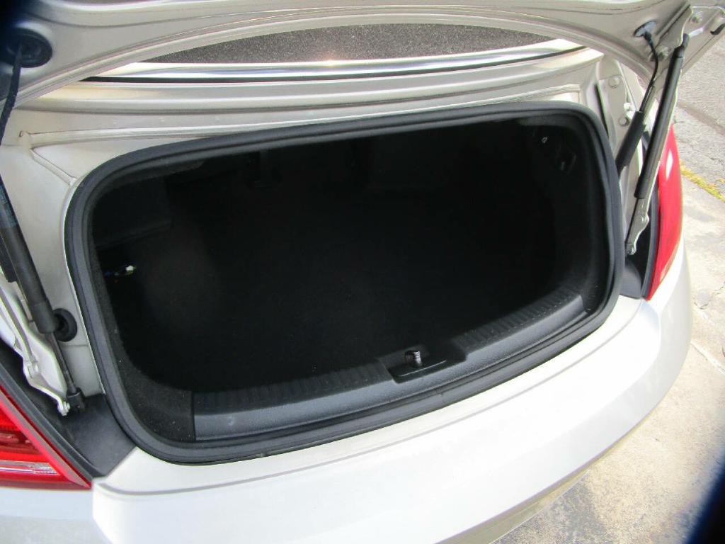 2015 Volkswagen Beetle Image 21