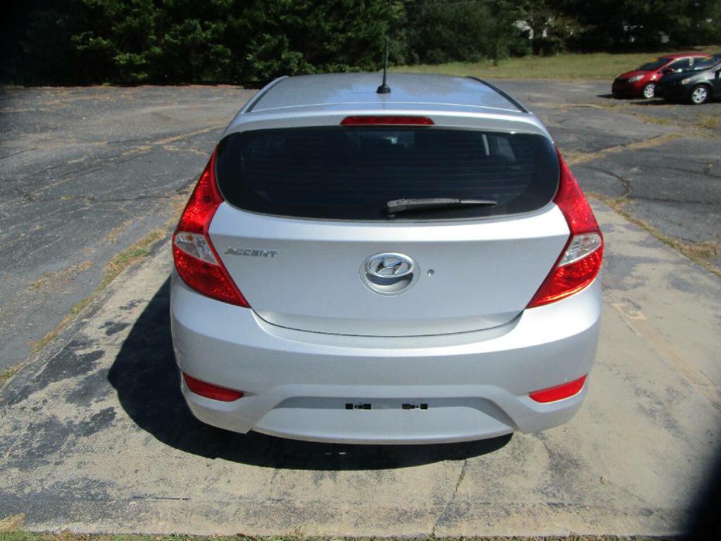 2017 Hyundai Accent Image 7