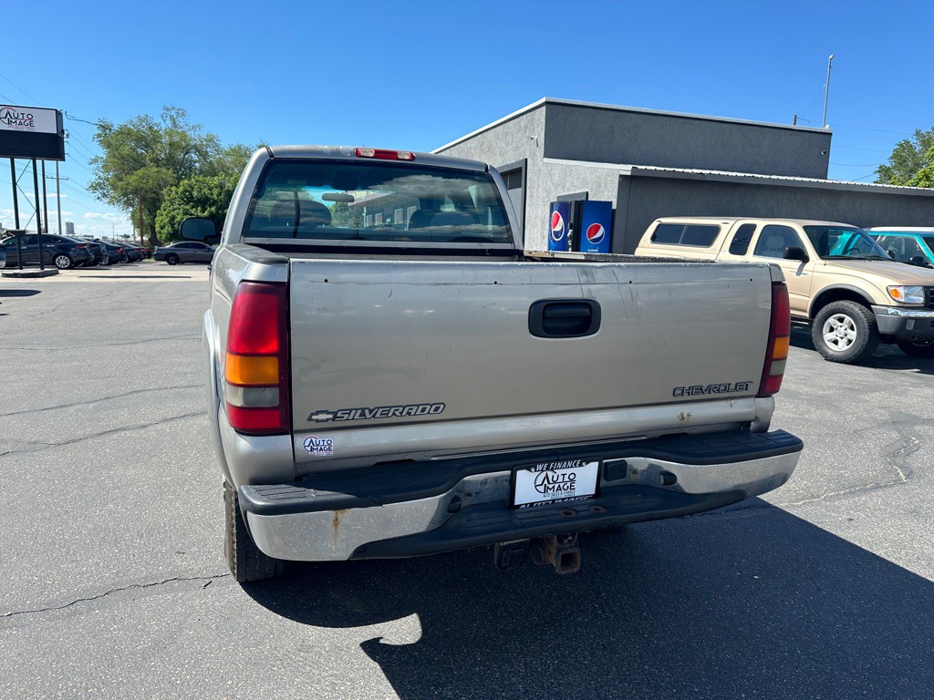 2002 Chevrolet Silverado 1500 Image 4