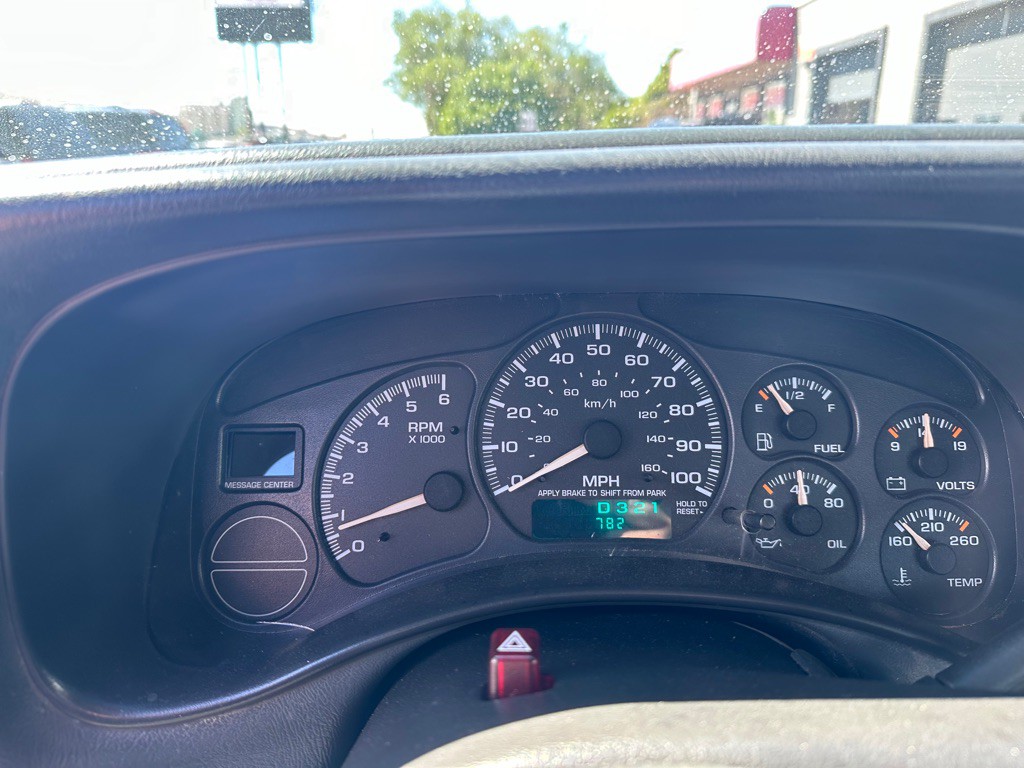 2002 Chevrolet Silverado 1500 Image 10