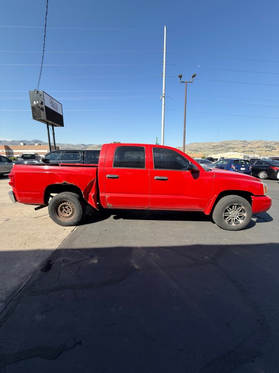 2006 Dodge Dakota Image 4