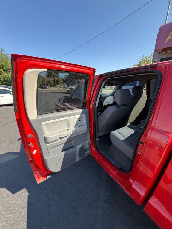 2006 Dodge Dakota Image 9