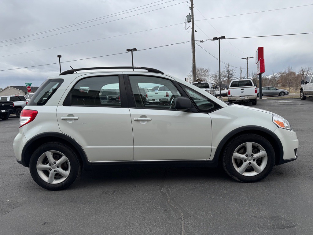 2008 Suzuki SX4 Image 3
