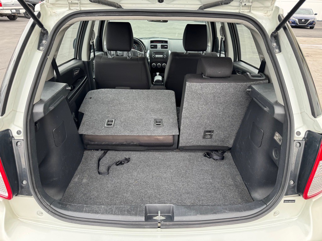 2008 Suzuki SX4 Image 9