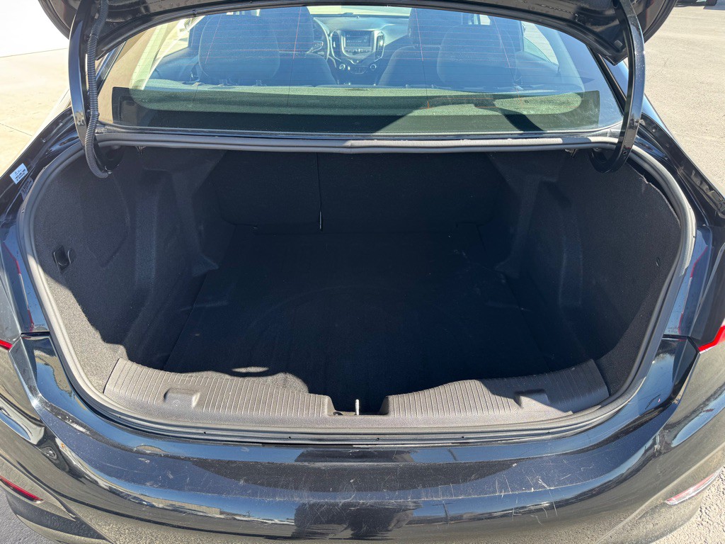 2018 Chevrolet Cruze Image 11