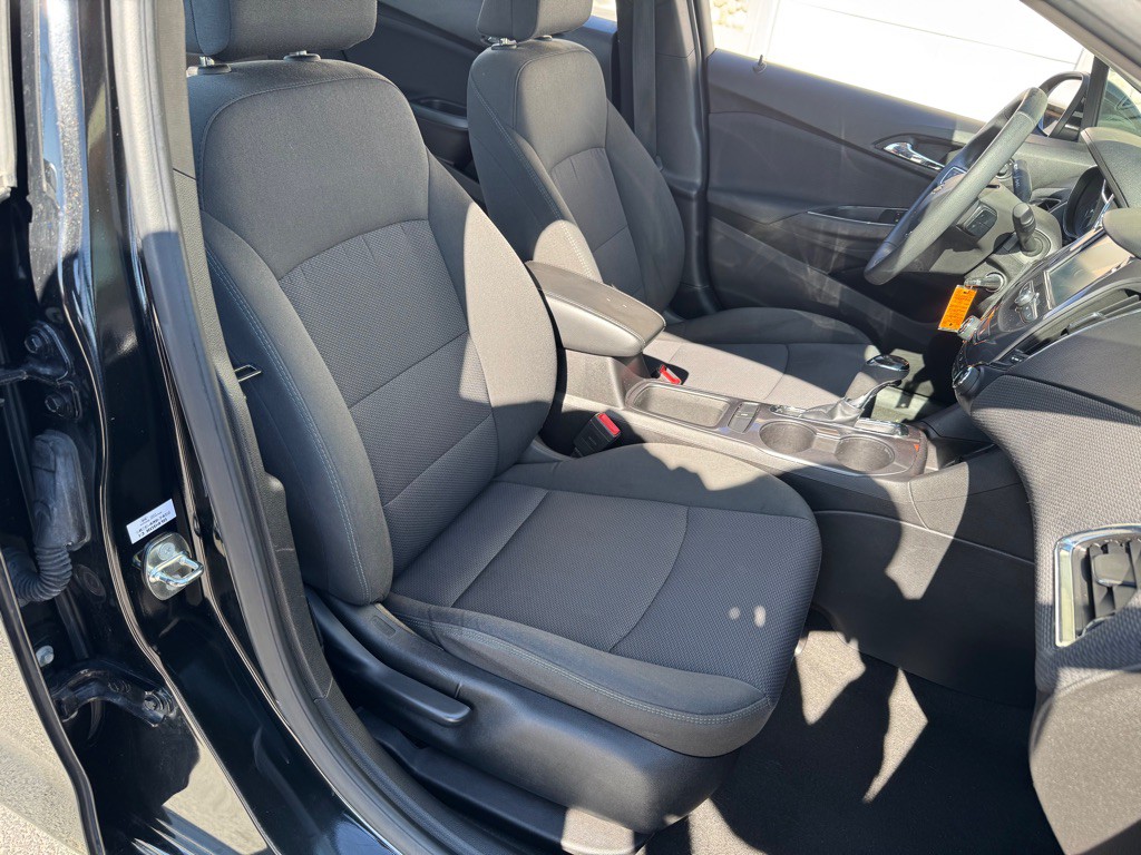 2018 Chevrolet Cruze Image 13