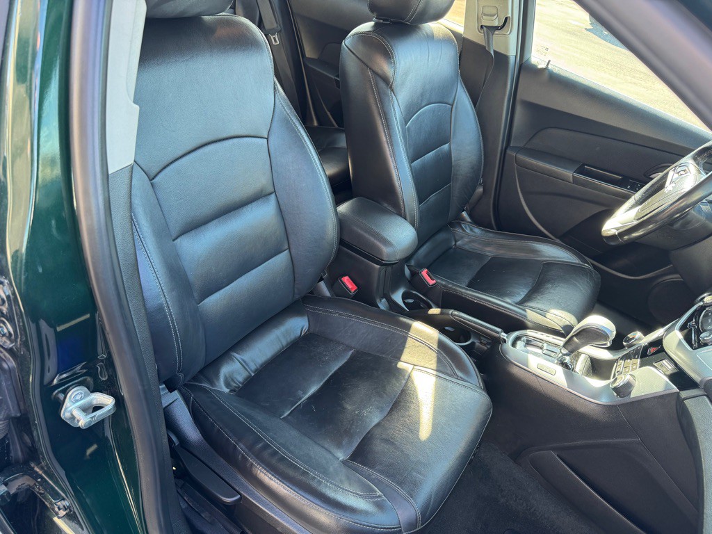 2014 Chevrolet Cruze Image 12