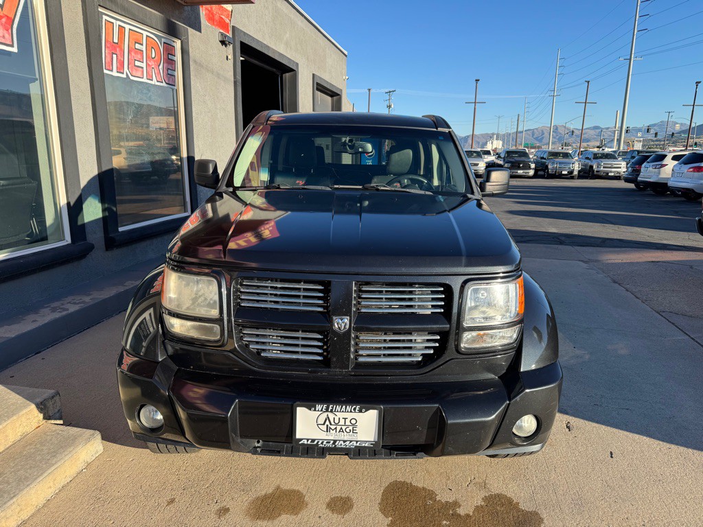 2009 Dodge Nitro Image 2