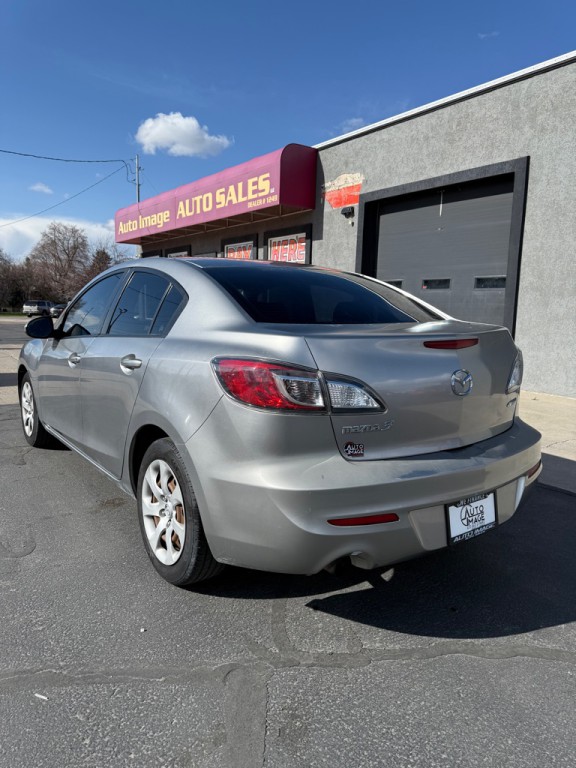 2013 Mazda Mazda3 Image 7