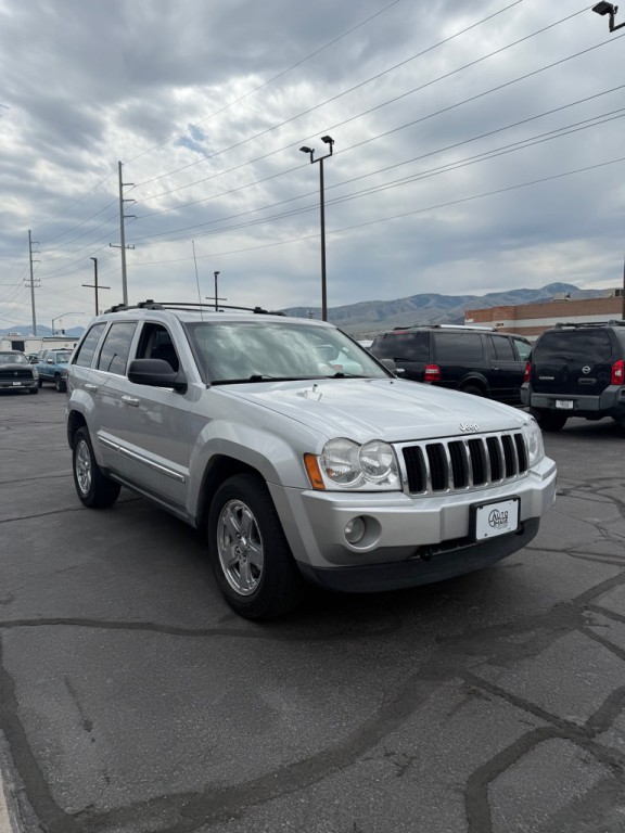2007 Jeep Grand Cherokee Image 3