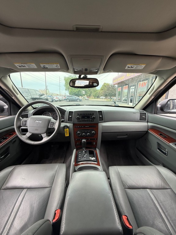 2007 Jeep Grand Cherokee Image 10