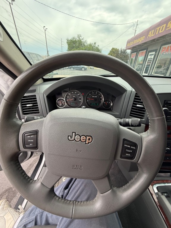 2007 Jeep Grand Cherokee Image 13
