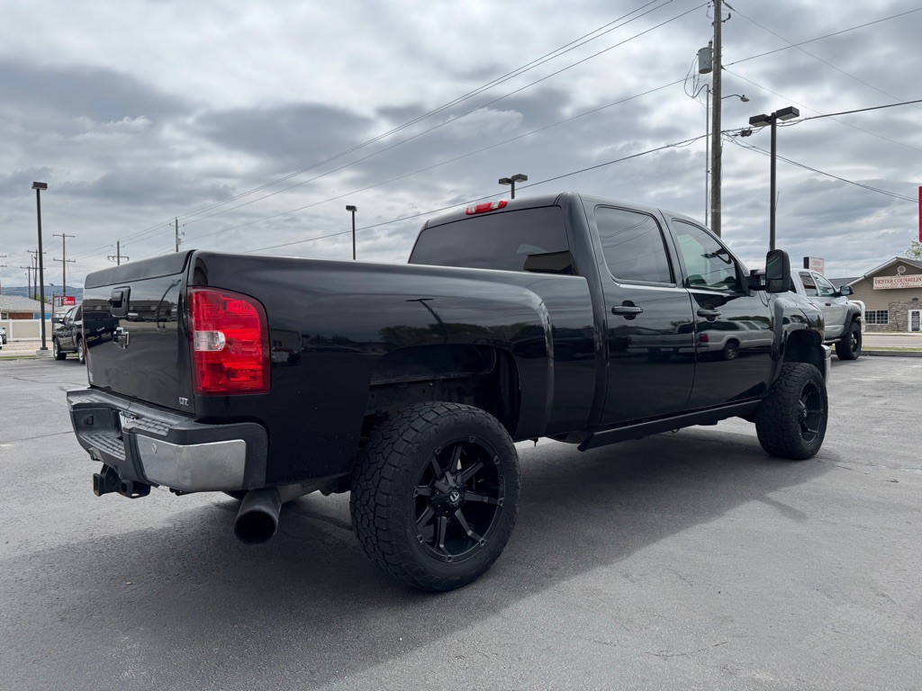 2011 Chevrolet Silverado 1500 Image 4