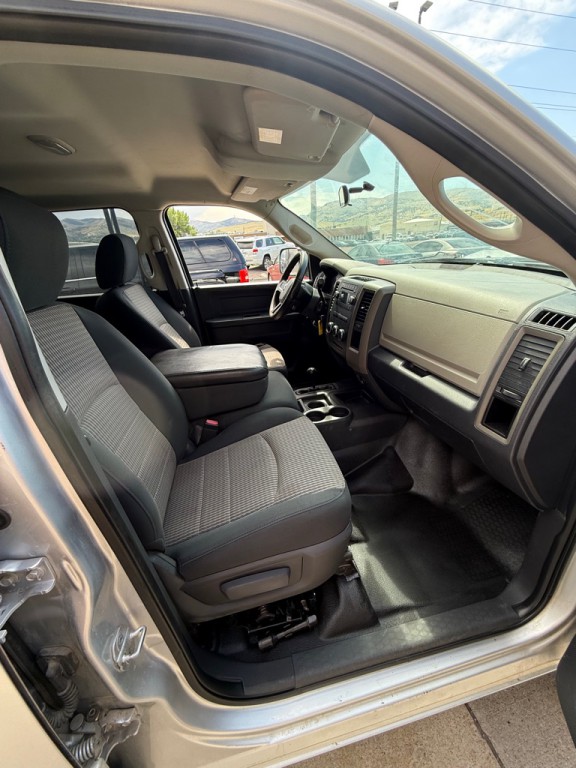 2011 Dodge Ram 3500 Image 12