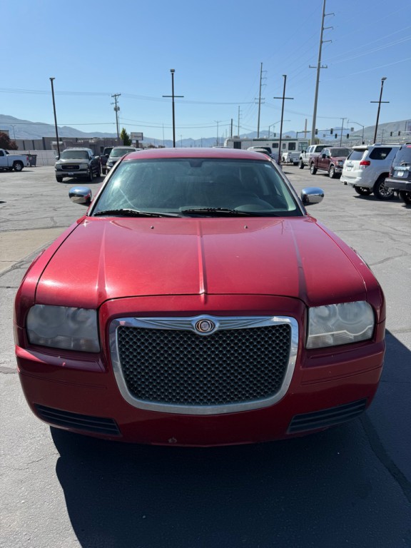 2009 Chrysler 300 Image 2