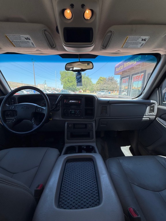 2004 Chevrolet Silverado 1500 Image 11
