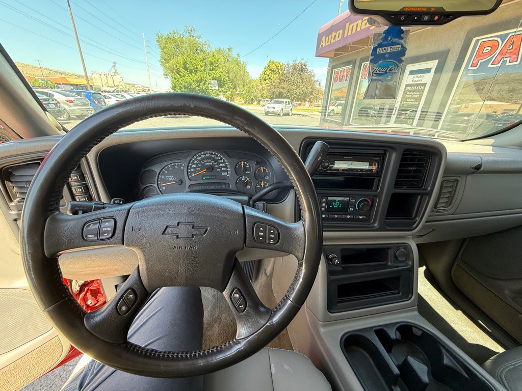 2004 Chevrolet Silverado 1500 Image 14
