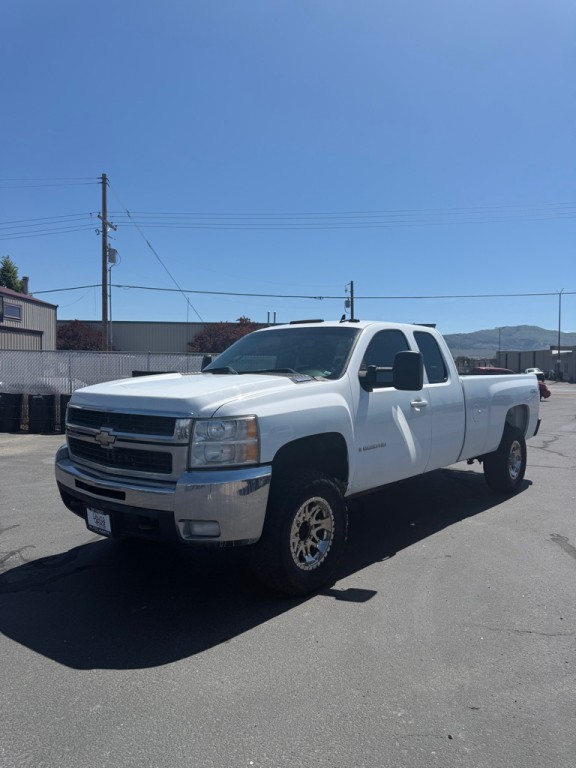 2007 Chevrolet Silverado 1500 Image 1