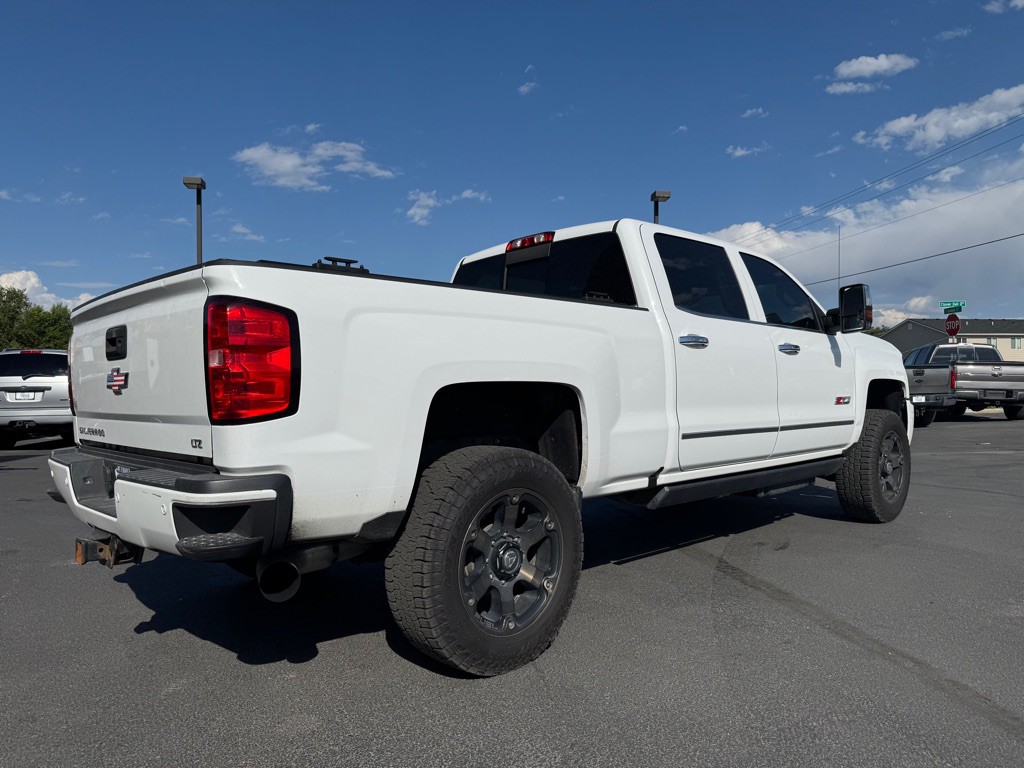 2016 Chevrolet Silverado 1500 Image 3