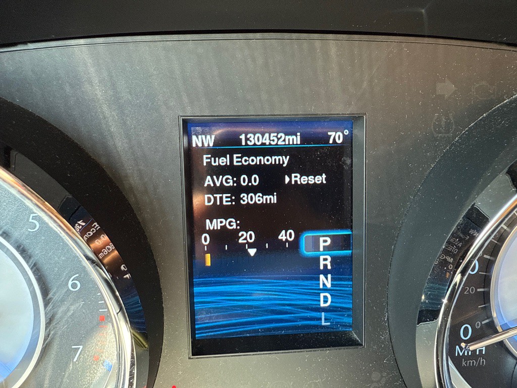2014 Chrysler 300 Image 14