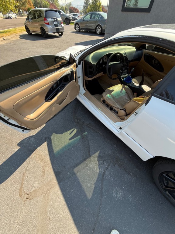 1999 Mitsubishi Eclipse Image 9