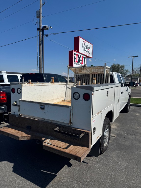2016 RAM 3500 Image 7
