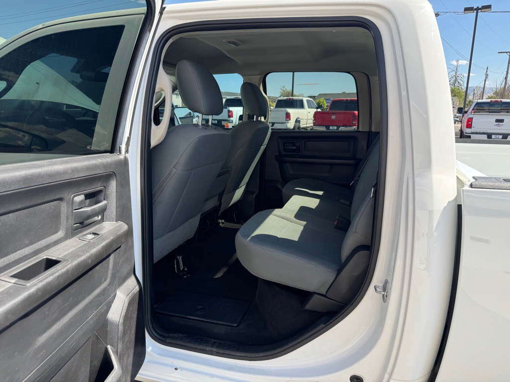 2016 RAM 3500 Image 10