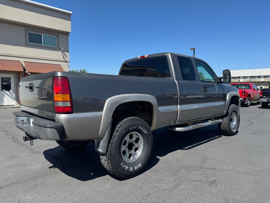 1999 GMC Sierra Image 4