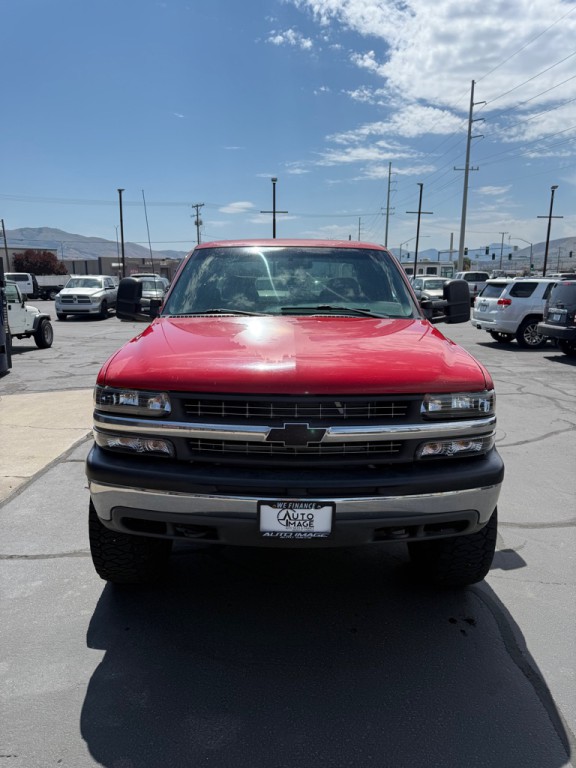 2001 Chevrolet Silverado 1500 Image 2