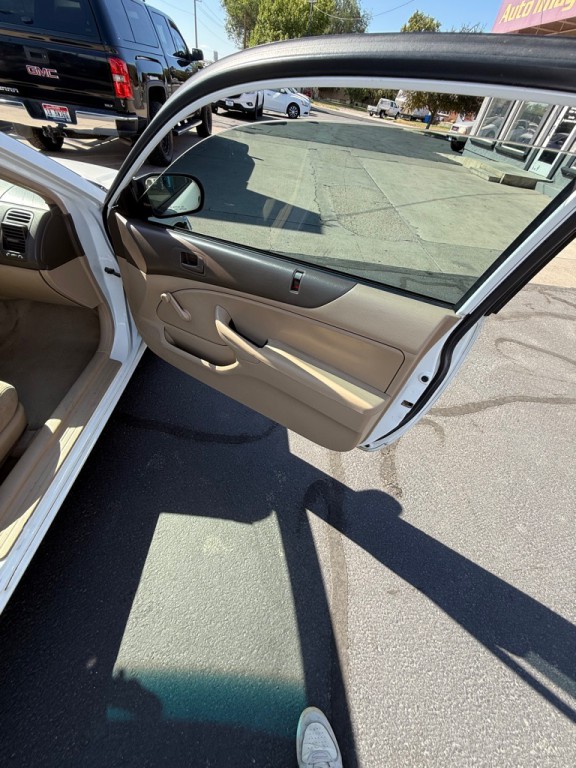2005 Honda Civic Image 9