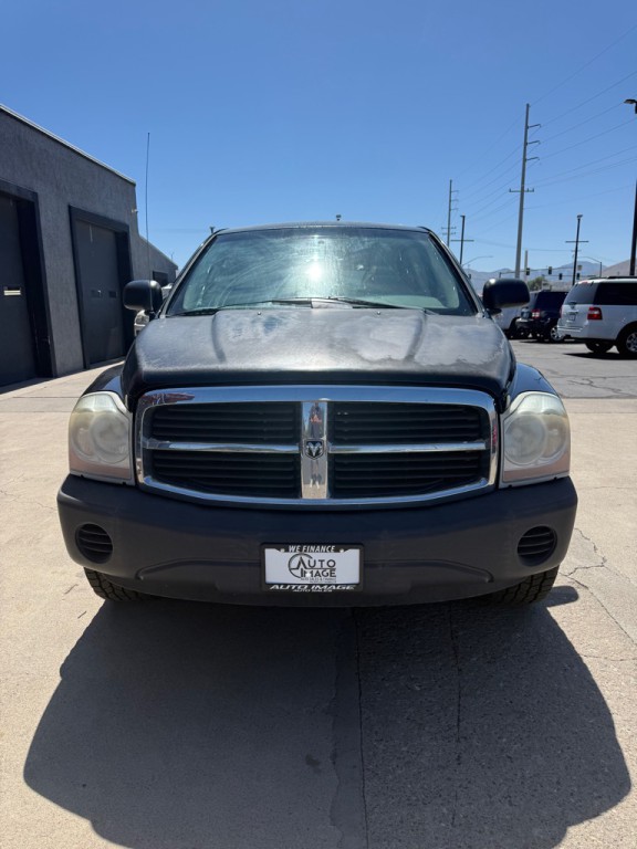 2004 Dodge Durango Image 2