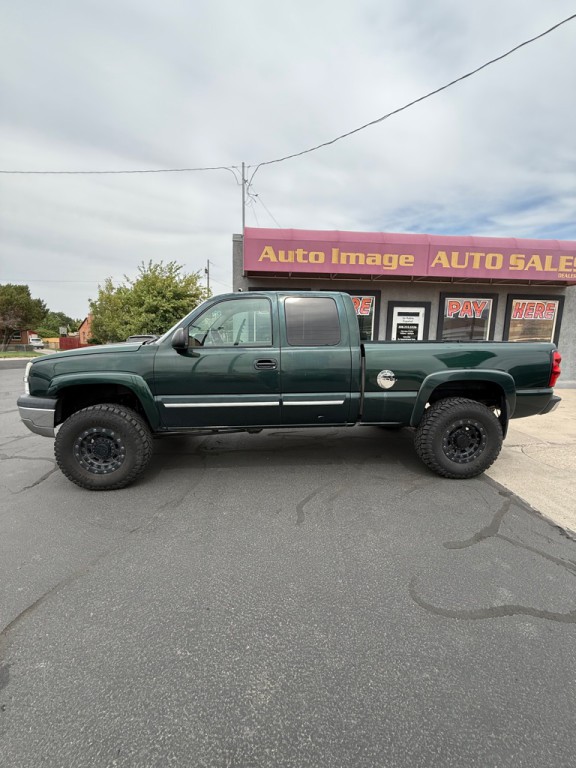 2004 Chevrolet Silverado 1500 Image 5