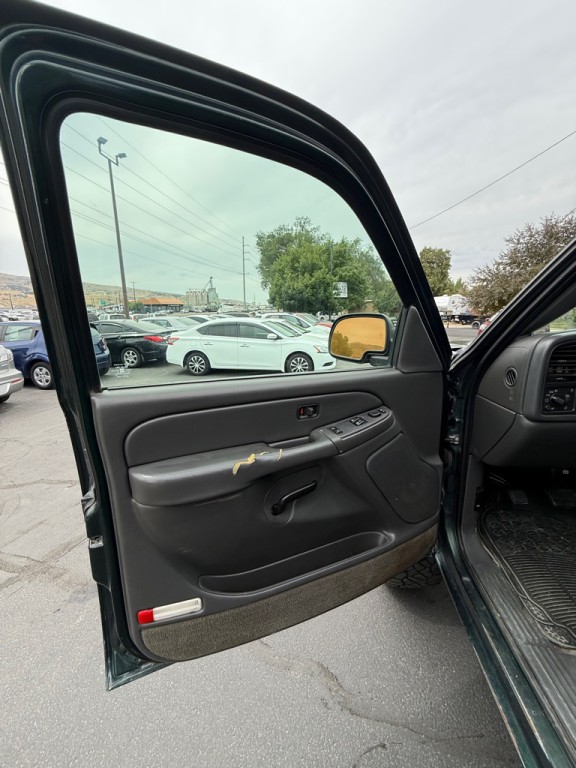 2004 Chevrolet Silverado 1500 Image 14