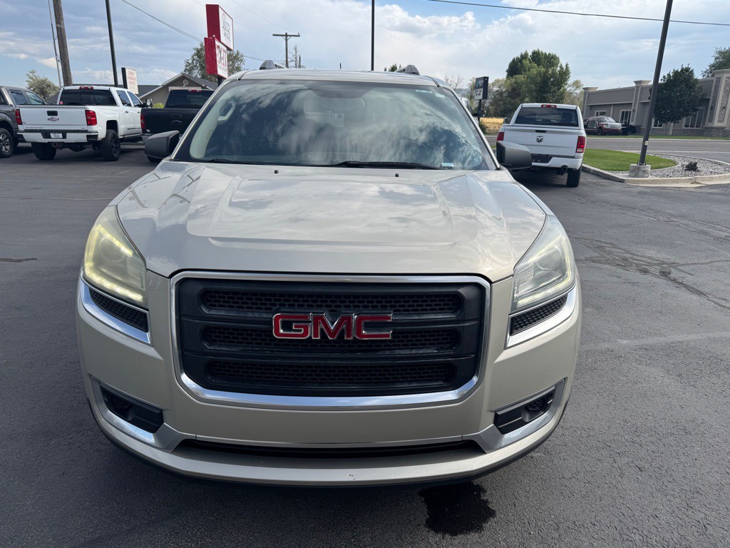 2014 GMC Acadia Image 2