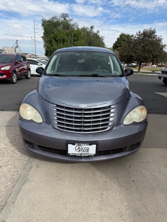 2007 Chrysler PT Cruiser Image 2