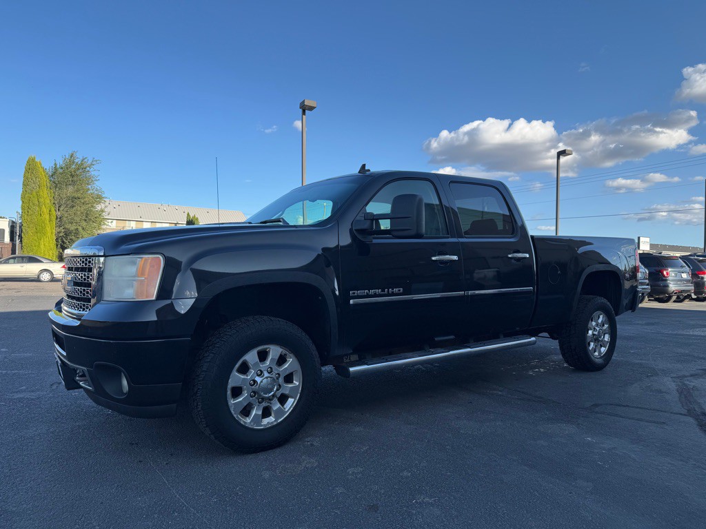 2012 GMC Sierra Image 1