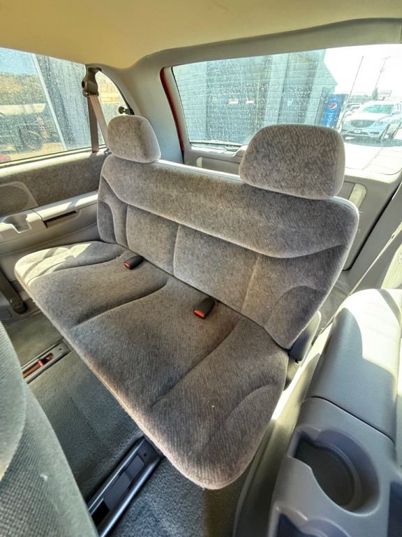 2000 Chrysler Town & Country Image 10